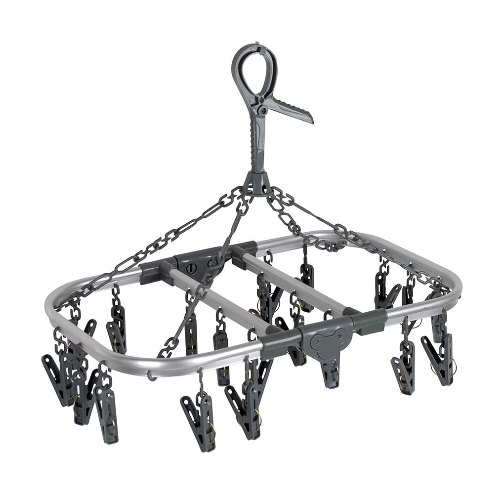 6415162 A very sturdy drying carousel with an aluminium frame. Features a strong hook for mounting. Ideal for drying small laundry. Comes with 20 clothes pegs