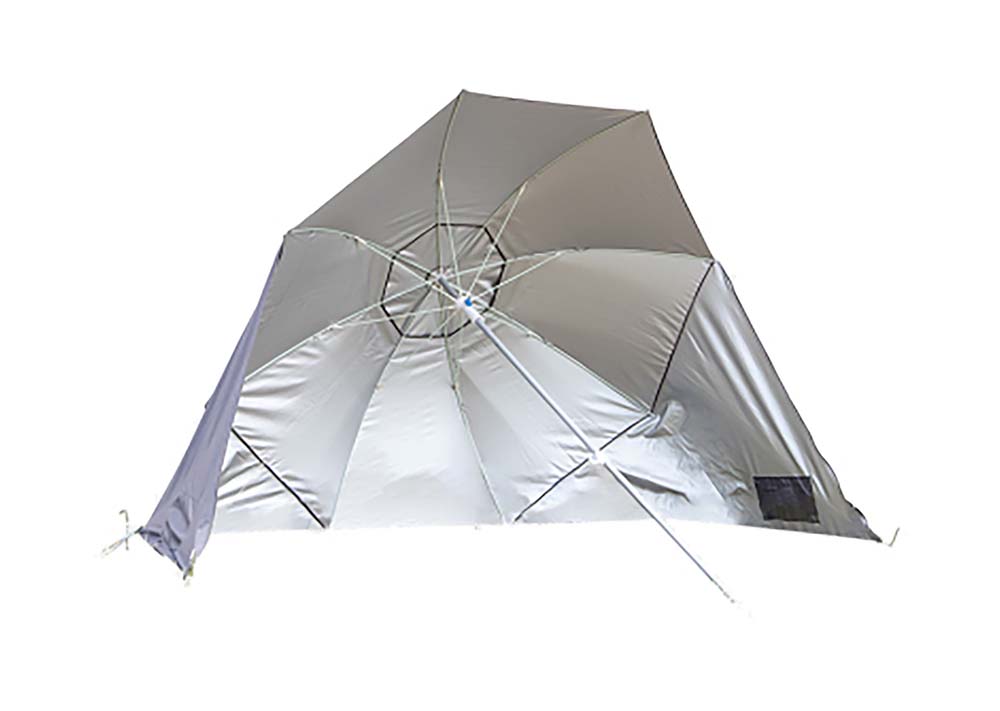 7267286 Een stevige parasol van Ø200 cm met zijwanden. Het doek is gemaakt van stevig 210D Oxford polyester.  De parasol heeft zakken om zand in te doen voor meer stevigheid. Daarnaast is de steel deelbaar en in hoogte verstelbaar. Ook kunnen de zijwanden gemakkelijk worden vastgebonden aan de parasol.