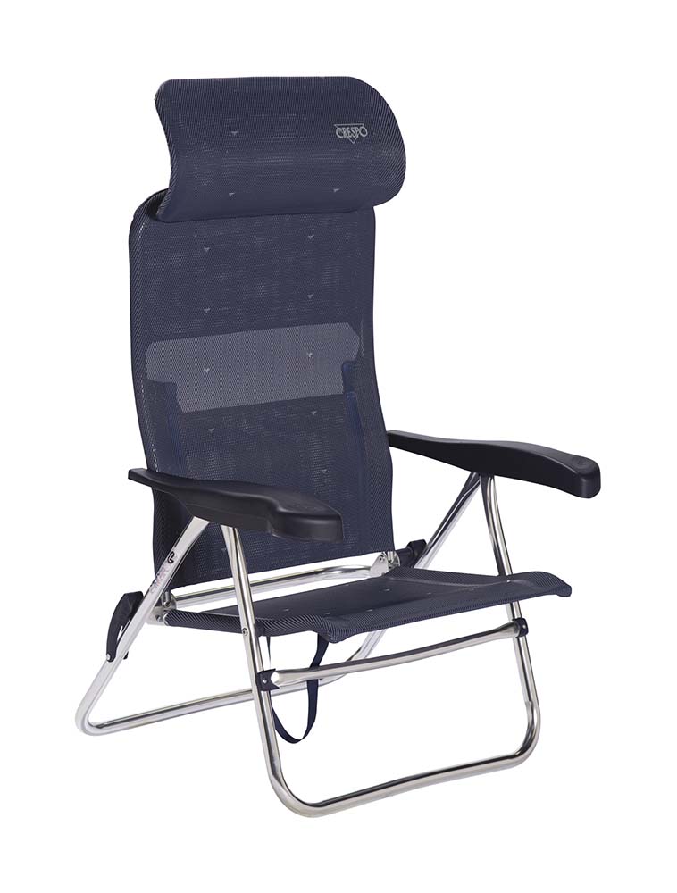 1149315 Een luxe en comfortabele strandstoel. Door de verstelbare hoofdsteun is de stoel zeer comfortabel en compact mee te nemen. Ideaal voor gebruik op het strand, voor de tent of voor onderweg. Deze stoel is verstelbaar in 7 standen. Daarnaast is deze strandstoel voorzien van comfortabele armleuningen. Deze stoel is zeer compact en mede door de draaglussen gemakkelijk mee te nemen.