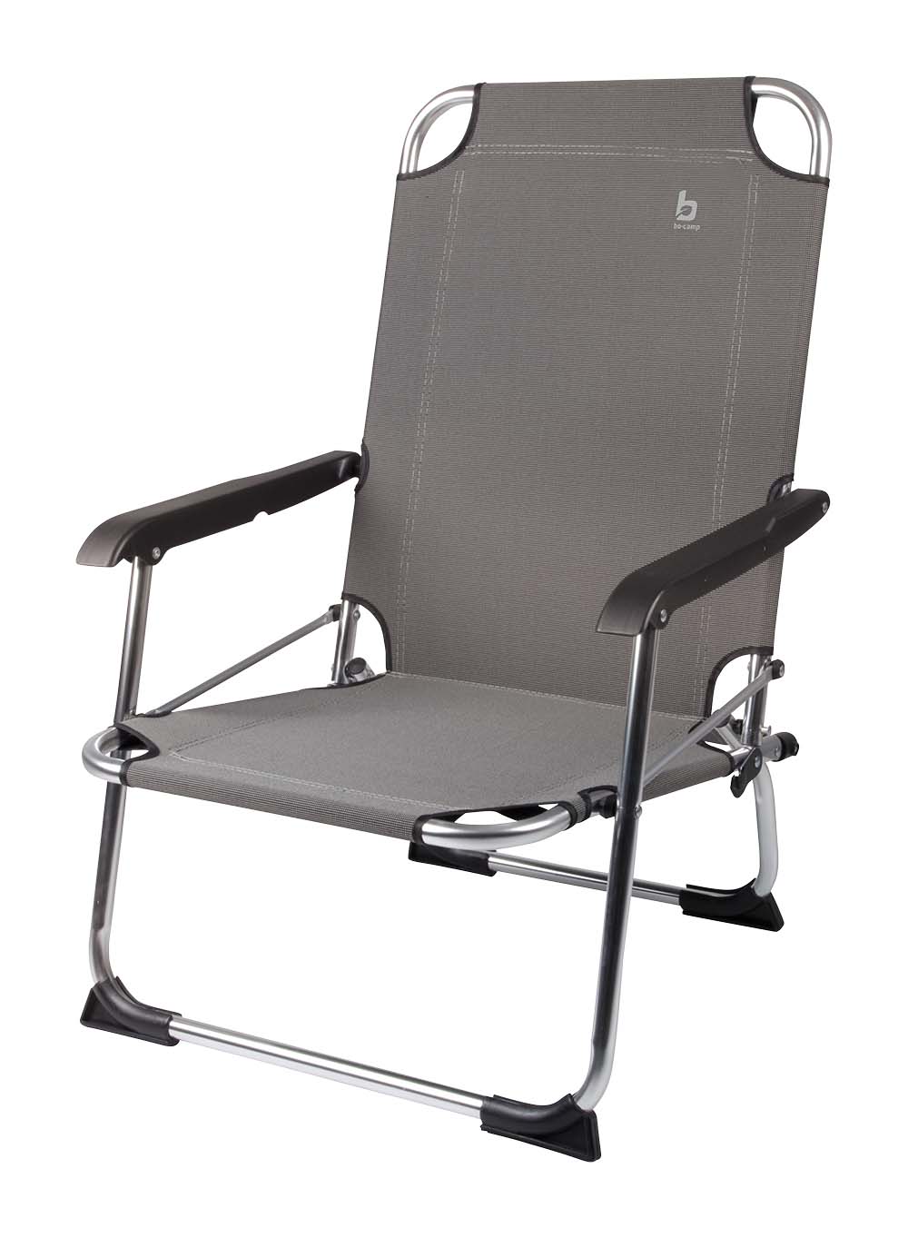 1204763 "Een zeer compacte strandstoel. Een klapstoel waarbij stijl, comfort en functionaliteit worden gecombineerd. Voorzien van sterke en luxe 2-tone 600 denier polyester stof en een lichtgewicht aluminium frame. Daarnaast is deze stoel voorzien van extra stabilisatoren en een 'safety-lock' tegen ongewenst inklappen. Compact mee te nemen (ingeklapt lxbxh): 58x54x9,5 cm. Zithoogte: 25 cm. Zitdiepte: 41 cm. Zitbreedte: 44 cm. Ruglengte: 56 cm. Maximale belasting: 100 kilogram."