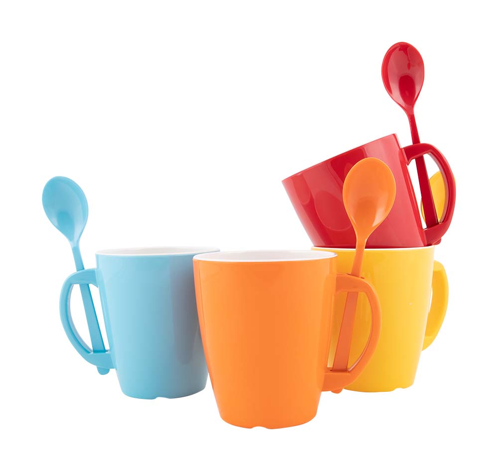 6910150 A stylish mug with spoon in different rainbow colors from the Colour line collection. 100% high quality melamine, virtually unbreakable and scratch resistant. Consists of a set of 4 pieces. The mug is soundproof and hygienic due to the replaceable non-slip solution. In addition, the mug is lightweight, dishwasher safe and food approved. Capacity: 390 ml.